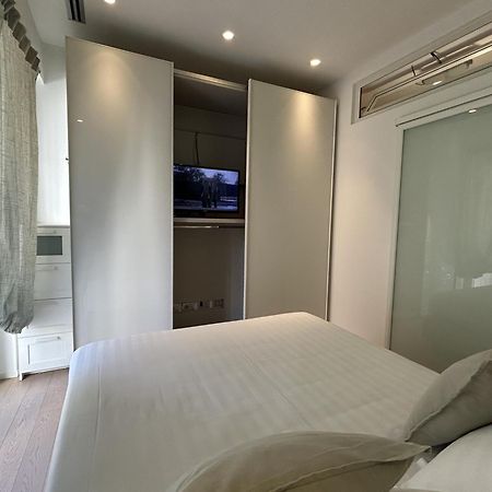 Апартаменты Fifty Eight Milan Duomo Экстерьер фото
