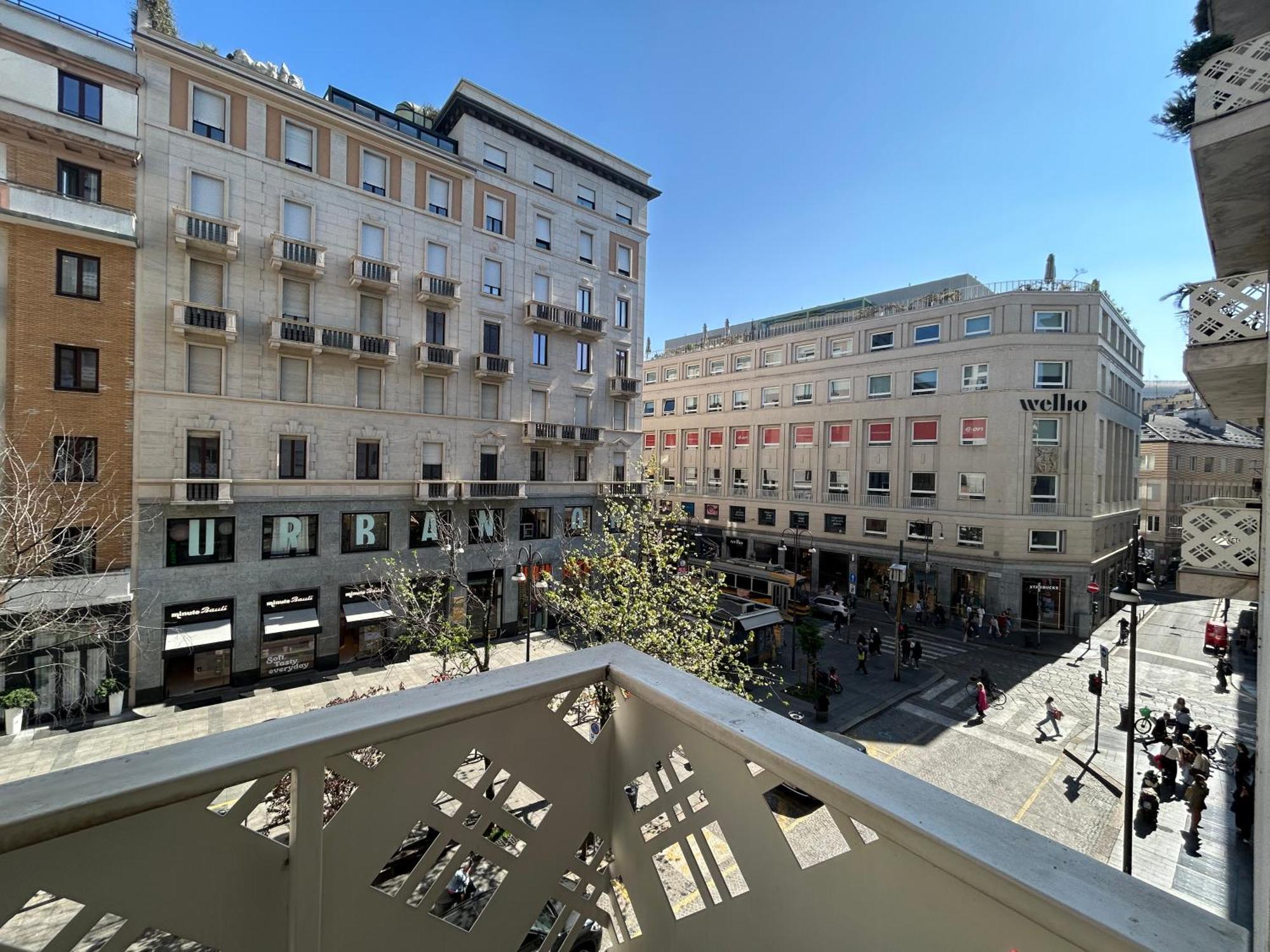 Апартаменты Fifty Eight Milan Duomo Экстерьер фото